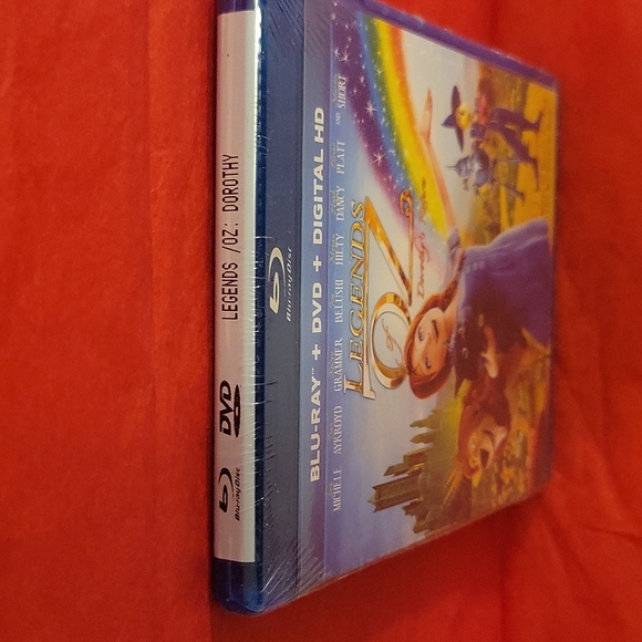 🌲 NWT Legends of Oz - Dorothy's Return Blu-ray disc movie film - Picture 3 of 5
